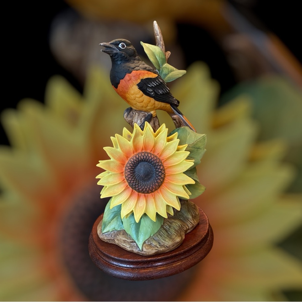 VTG Andrea by Sadek Baltimore Oriole Porcelain Bird Figurine Sunflower Japan